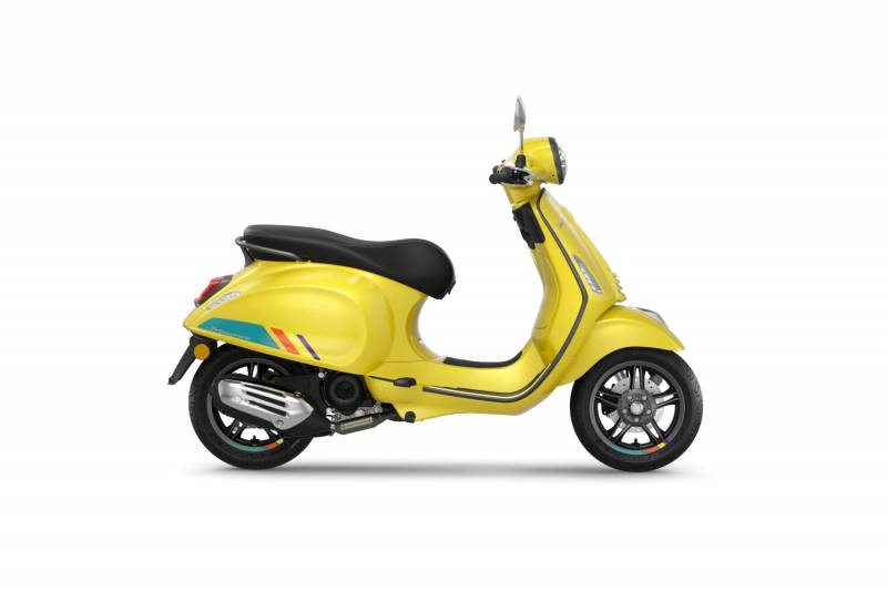 VESPA PRIMAVERA S 50 JAUNE CHEZ VOTRE REVENDEUR OFFICIEL VESPA 